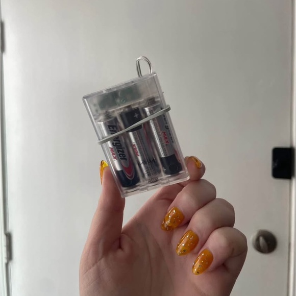 6 SETS OF FAIRY LIGHTS WITH 18 BATTERIES INCLUDED! - Picture 3 of 3